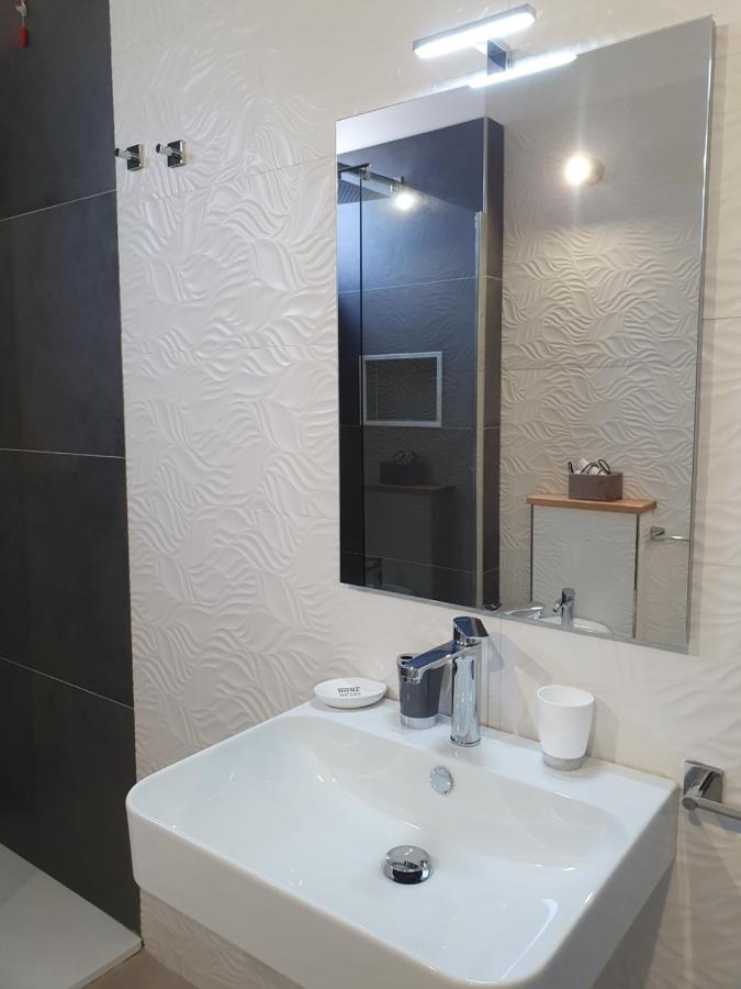 Blue Velvet Rooms Tortoli Ngoại thất bức ảnh