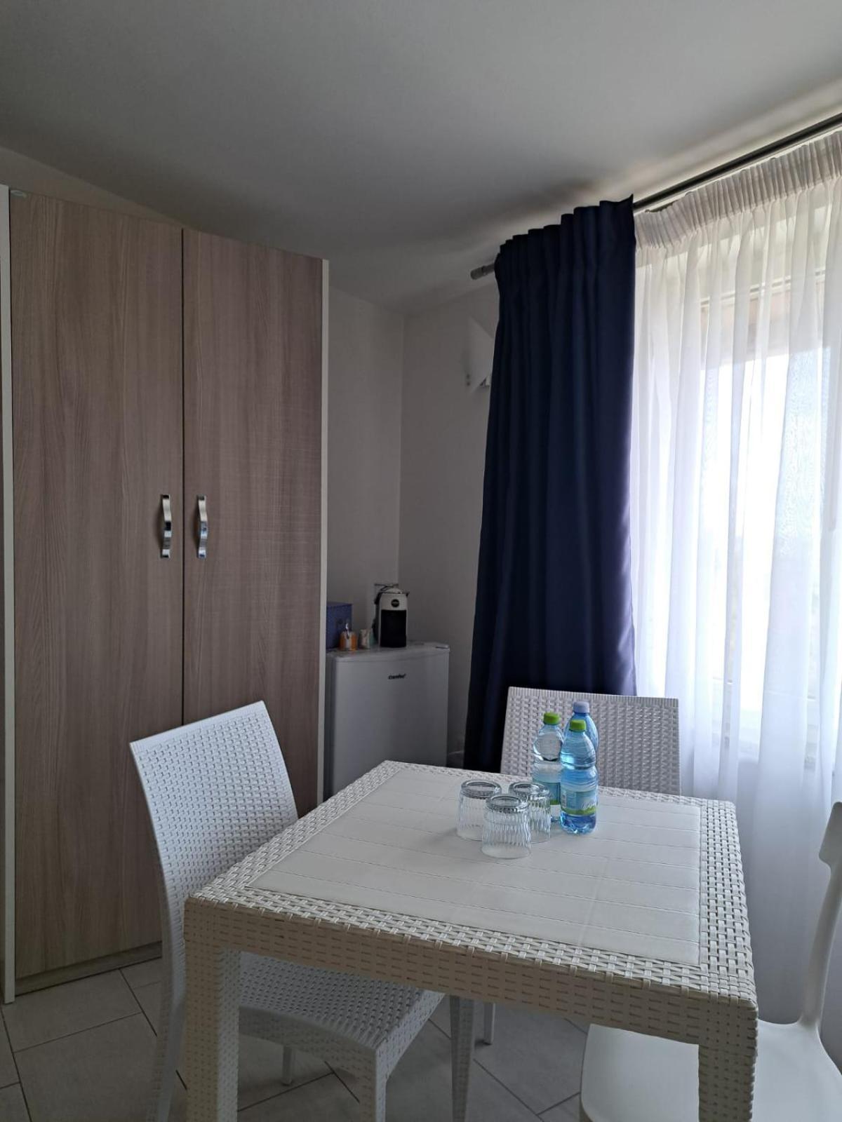 Blue Velvet Rooms Tortoli Ngoại thất bức ảnh